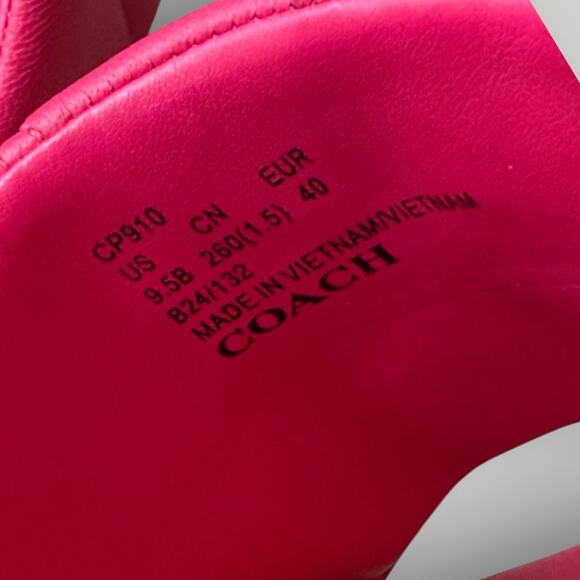 Coach Pink Wedge Sandals with Quilted Strap sz 9,5 - Picture 8 of 8